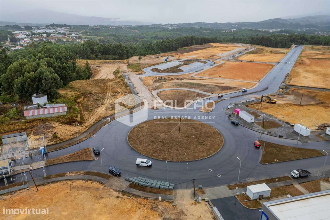 Lote de Terreno  Venda em Troporiz e Lapela,Monção - Grande imagem: 1/52