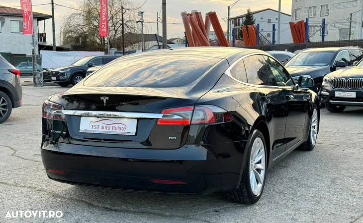 Tesla Model S 60 - 8