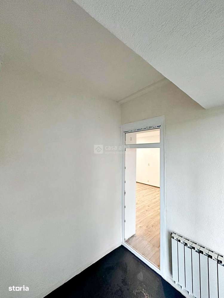 Bld. Independentei - spatiu 22mp + 5mp balcon, activitati de birou - Imagine principală: 2/6