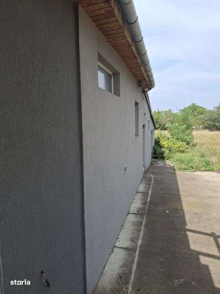 Casa Siria la soseaua principala in centru - Imagine principală: 5/8