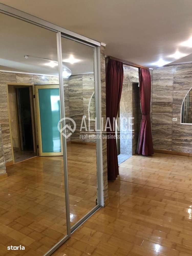 Faleza Nord - (Cod 12) - De inchiriat Apartament 5 Camere - Imagine principală: 3/17
