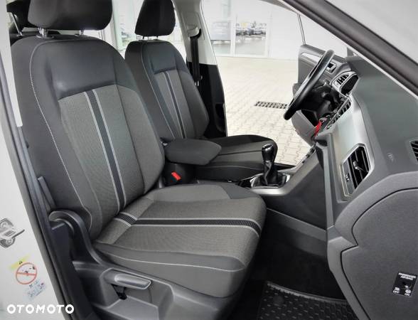 Volkswagen T-Roc 1.0 TSI Advance - 28