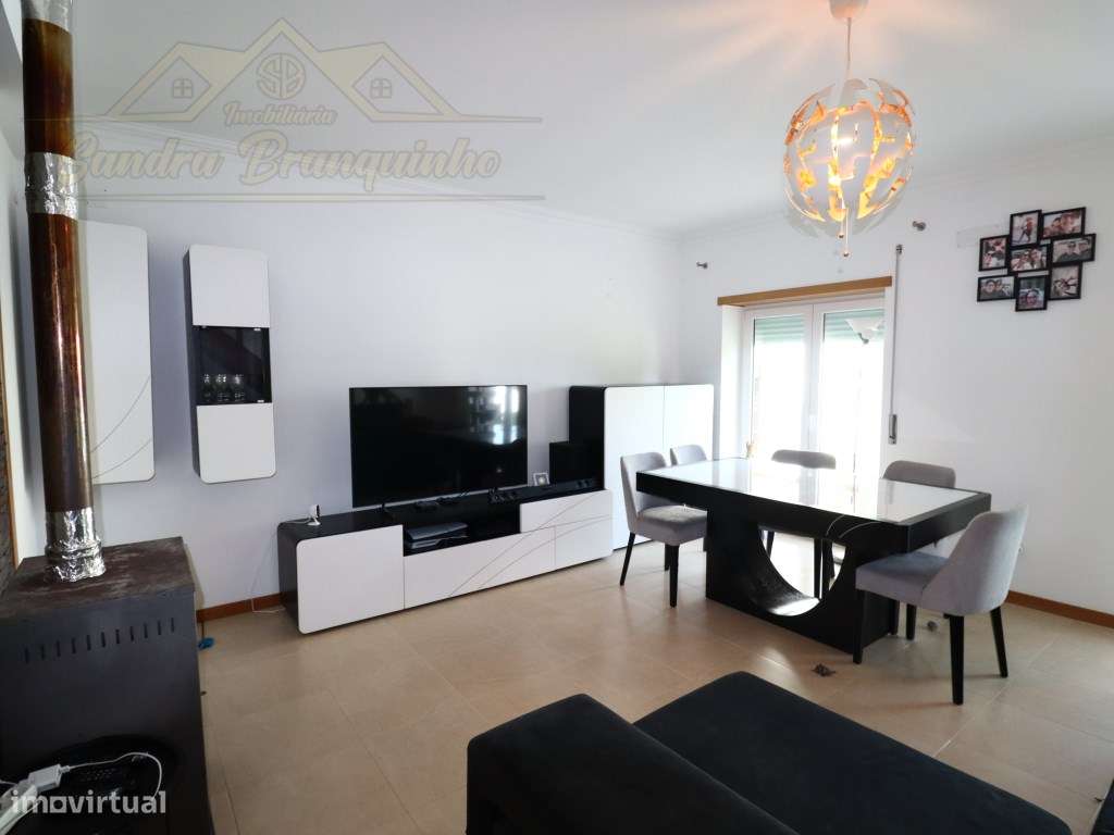 Moradia T3 com garagem e logradouro-22