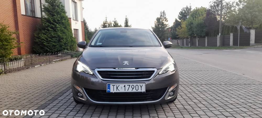 Peugeot 308 1.6 BlueHDi Allure S&S - 10