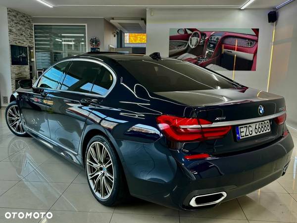 BMW Seria 7 750i xDrive - 4