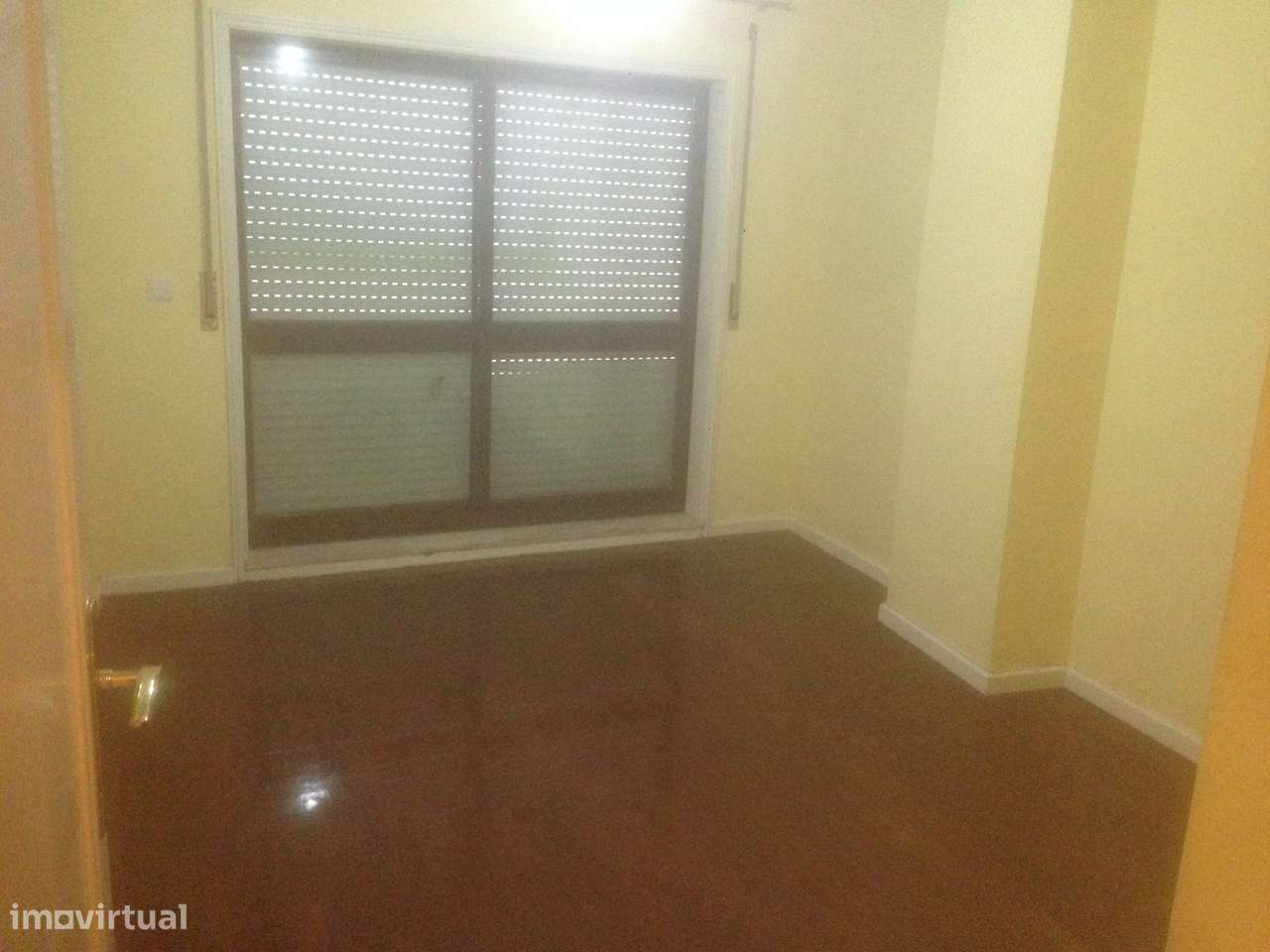 Apartamento T2 - Lomba - Gondomar - Grande imagem: 4/7