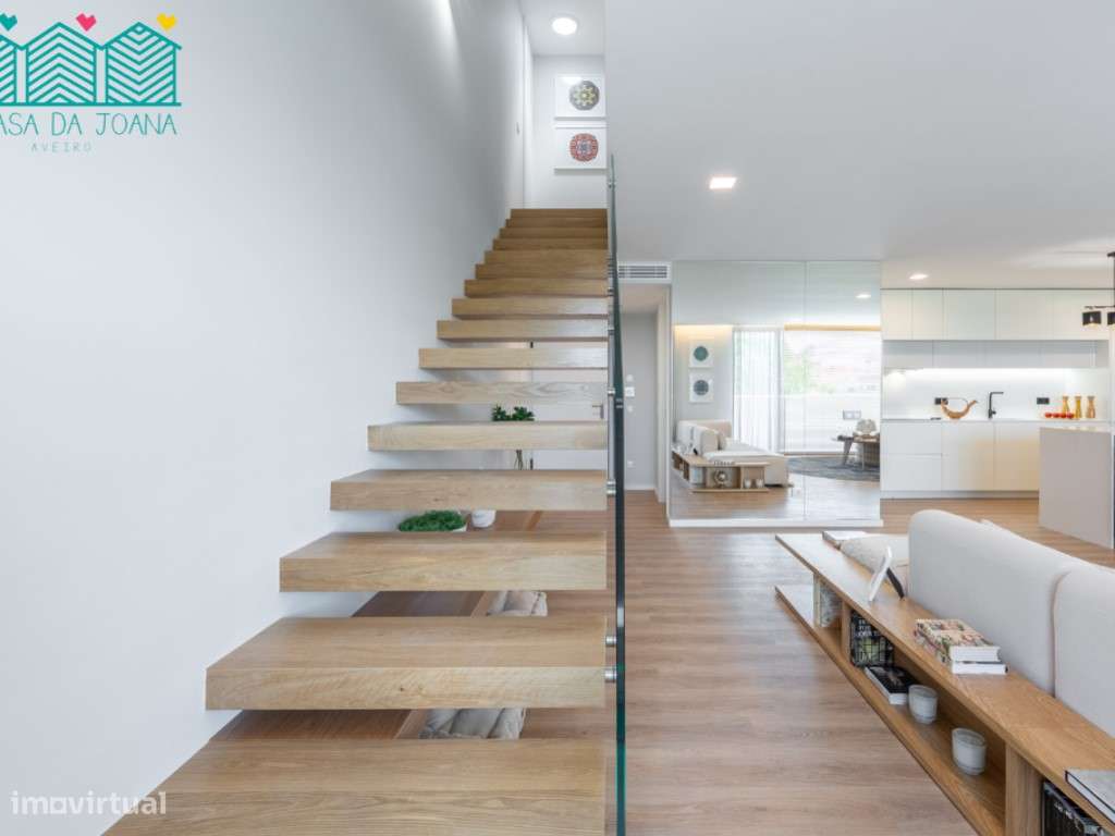 Apartamento T3 Duplex com Lugares de Garagem em Aveiro-8