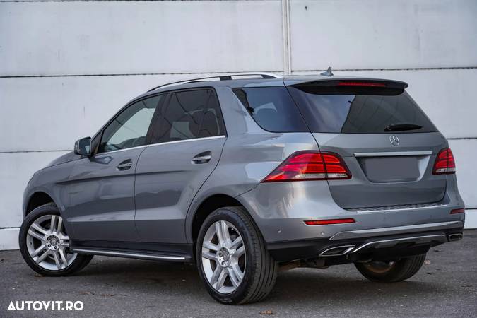 Mercedes-Benz GLE 250 d 4Matic 9G-TRONIC AMG Line - 11