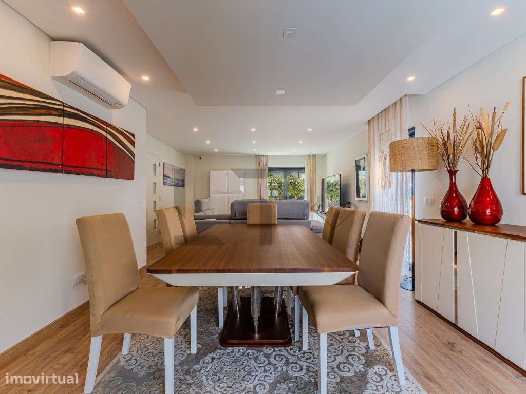 Fantástica Moradia T4 Moderna com Vista Mar, Jardim e Estacionament...-48