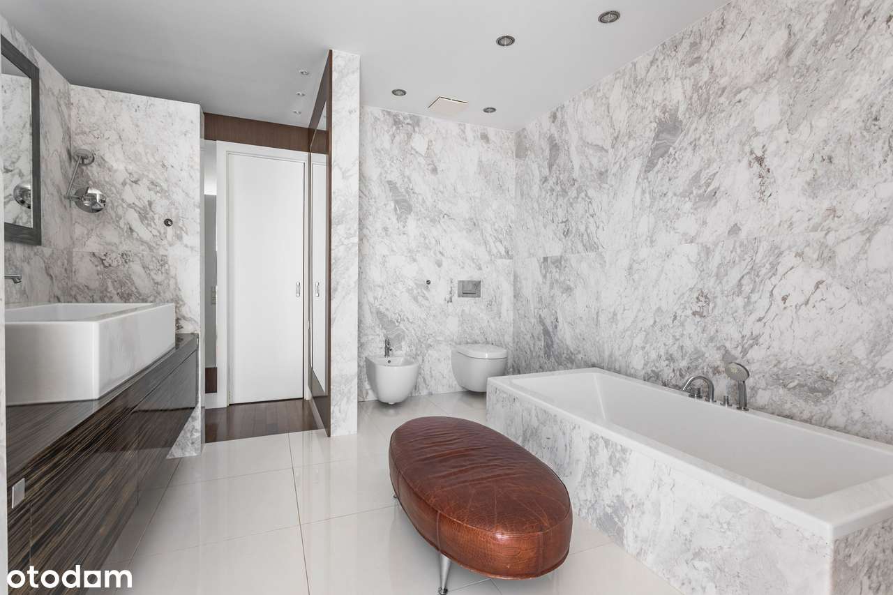 143 m2 w apartamentowcu na Starym Żoliborzu-6