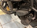 Triumph Street Triple - 33