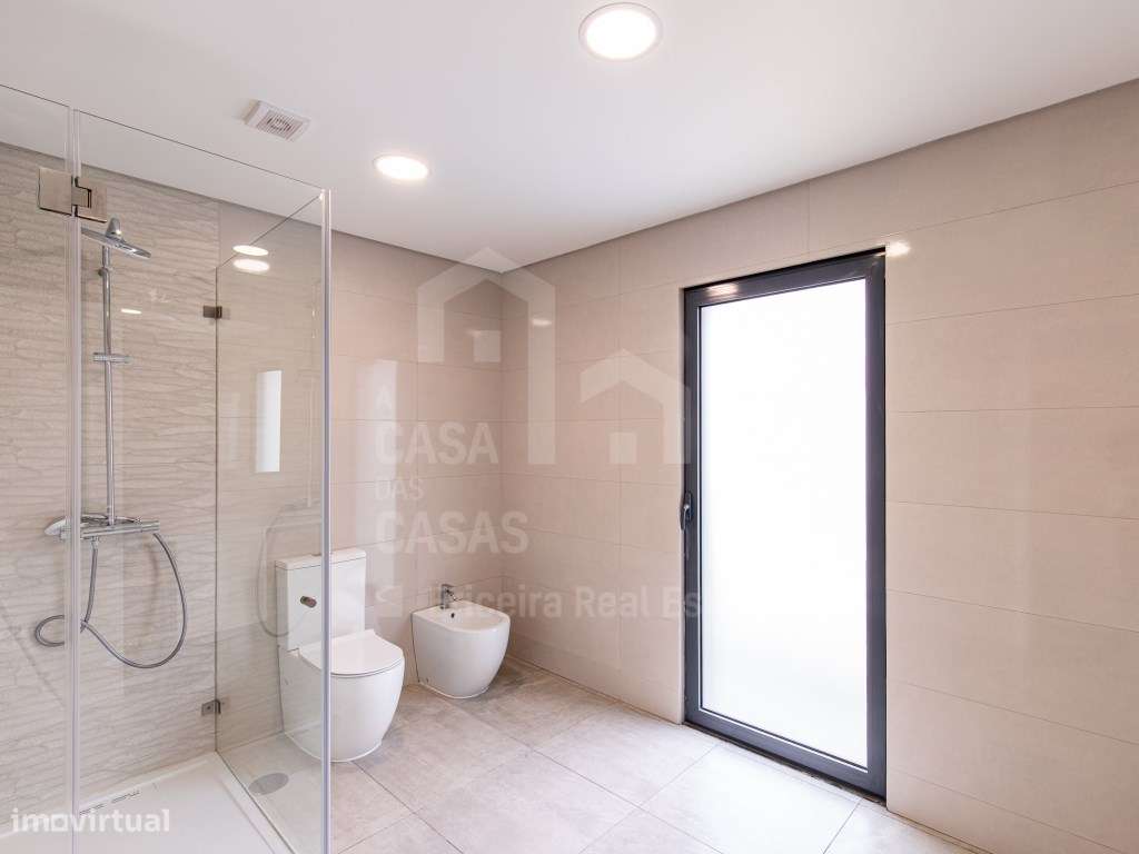 Vende Moradia T5 - Malveira 9km, A Casa das Casas-32