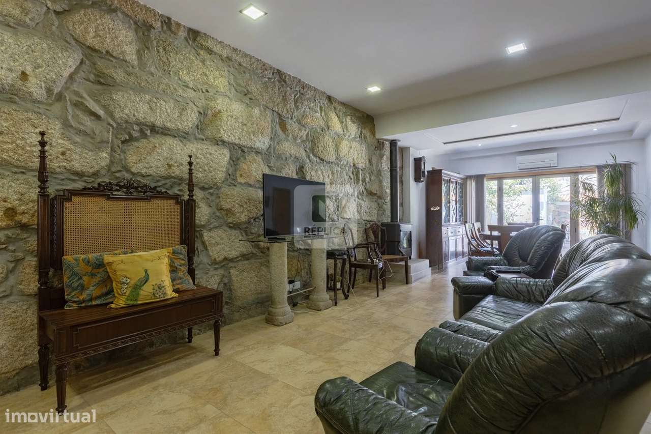 Moradia T4 Bonfim | Moradia Porto | Santos Pousada Moradia - Grande imagem: 4/27