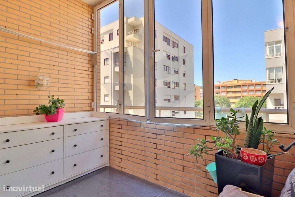 Apartamento T4 na freguesia de Lamaçães-6