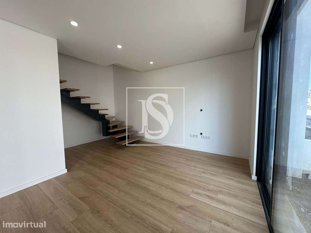 Moradia geminada T2 em Lijó, Barcelos-3