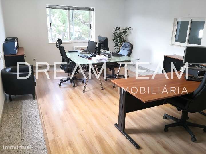 Armazém com escritório no Vale do Alecrim -  Pinhal Novo-23