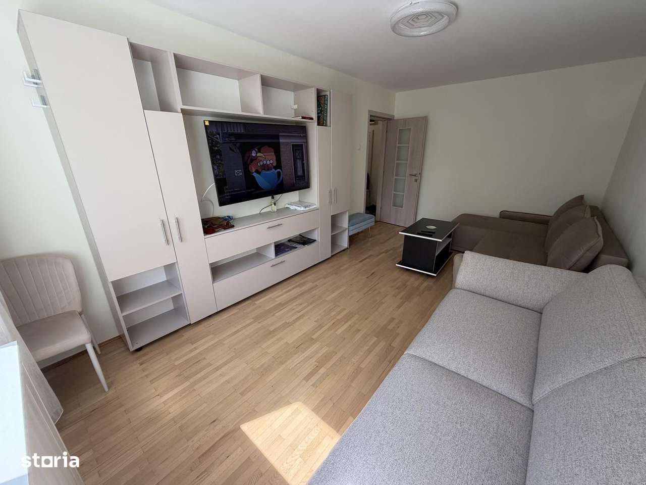 3camere mobilat si utilat in Crangasi bloc Reabilitat Termic