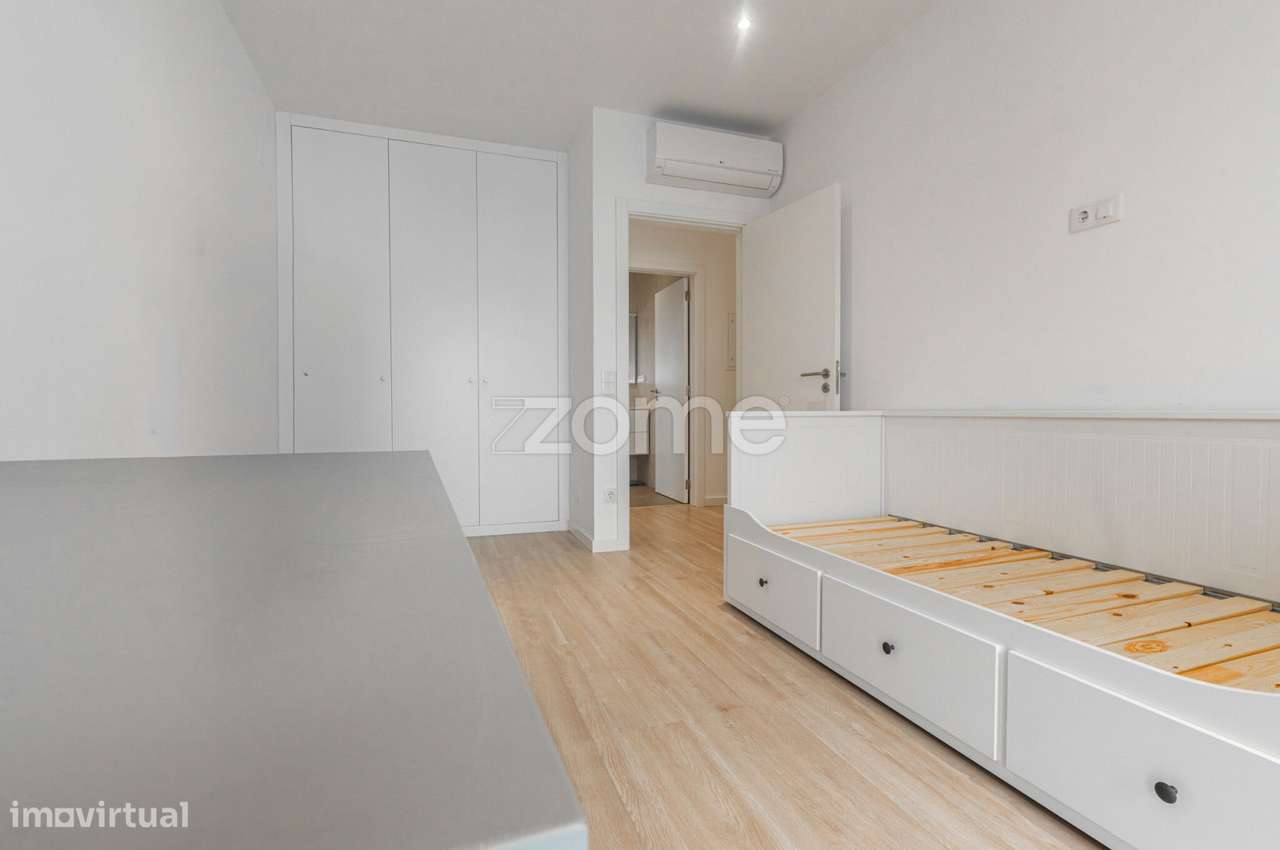 Moradia Isolada T3 com Piscina em Cascais-21