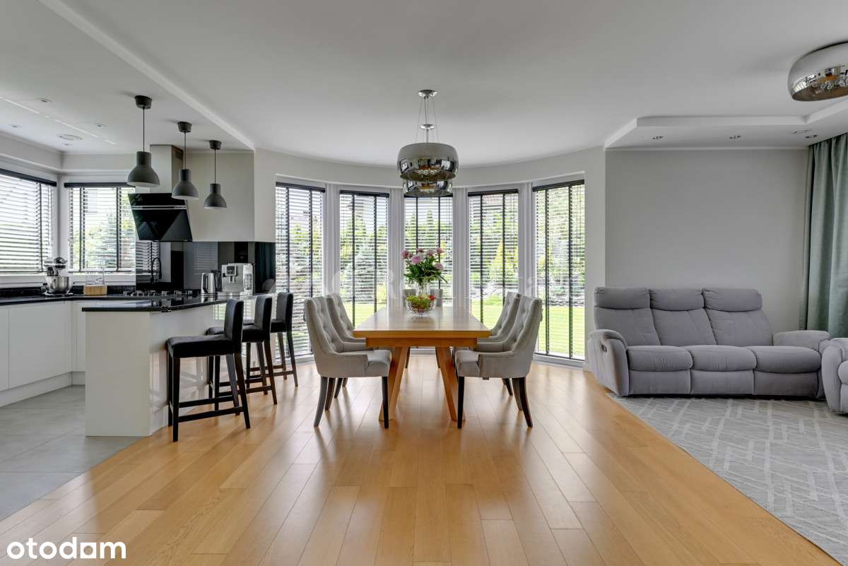 Nowoczesny dom z dużą działką i ogrodem Kolbudy-1