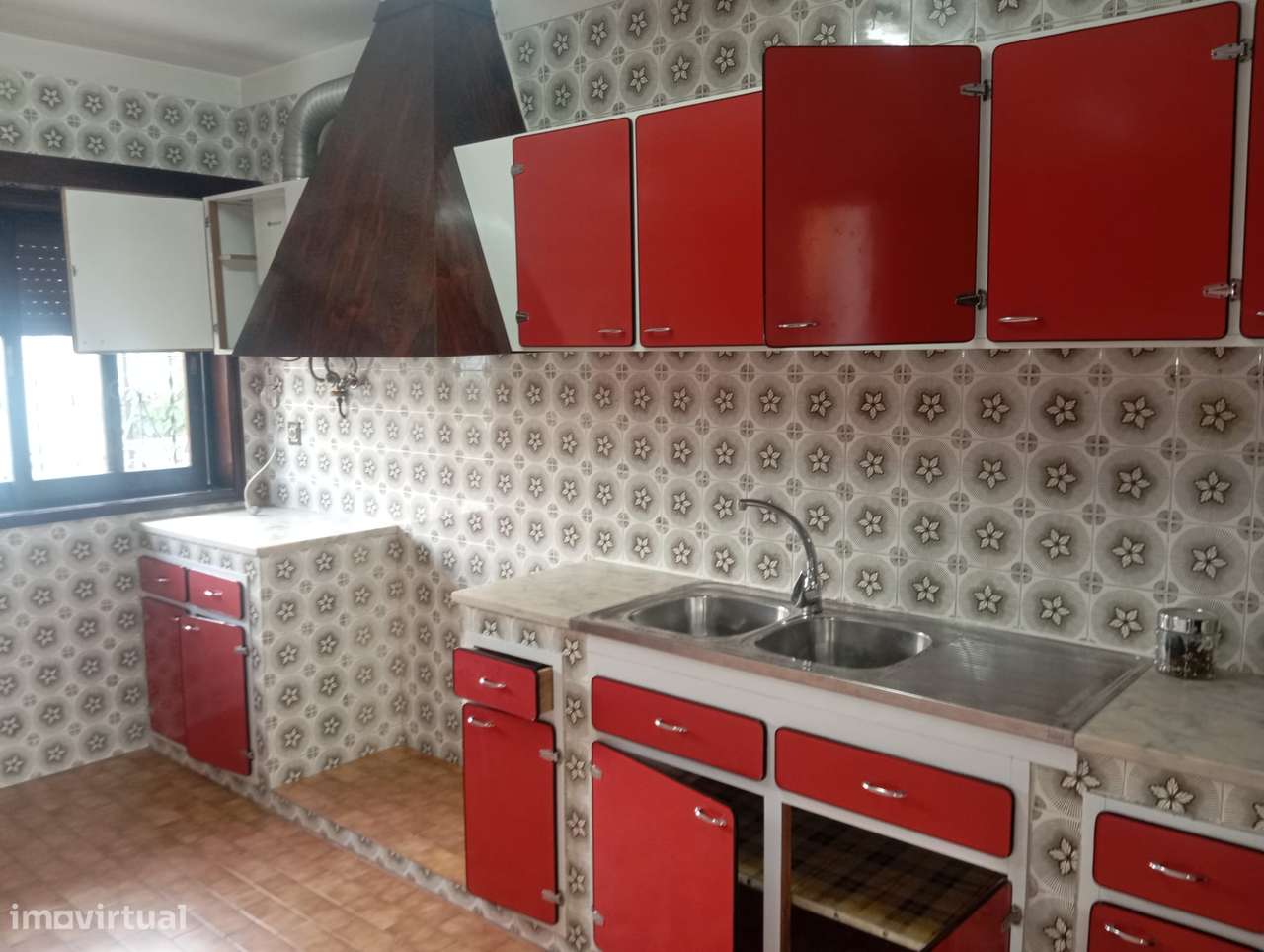 Moradia com jardim e garagem Lugar nobre cidade de Oliveira de Azeméis-13