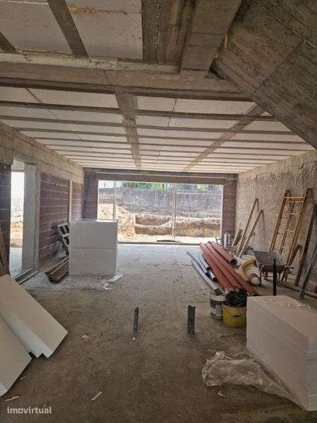 Vivenda T4 c/ piscina centro de Fafe, ÚLTIMA OPORTUNIDADE-2