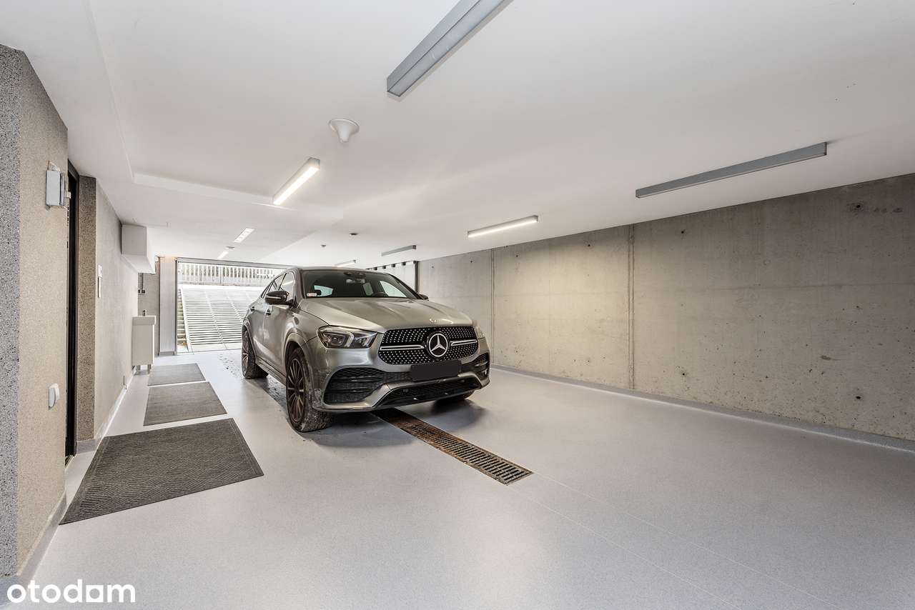 Piękna willa blisko Lasu, najlepsza lokalizacja!-16