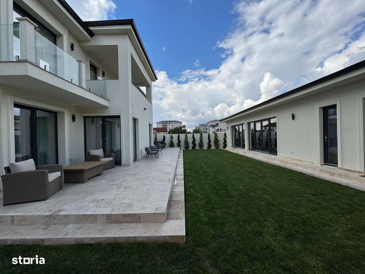 Vila Lux 6Camere & Anexa Tren 687mp Giroc 687.000 euro-11