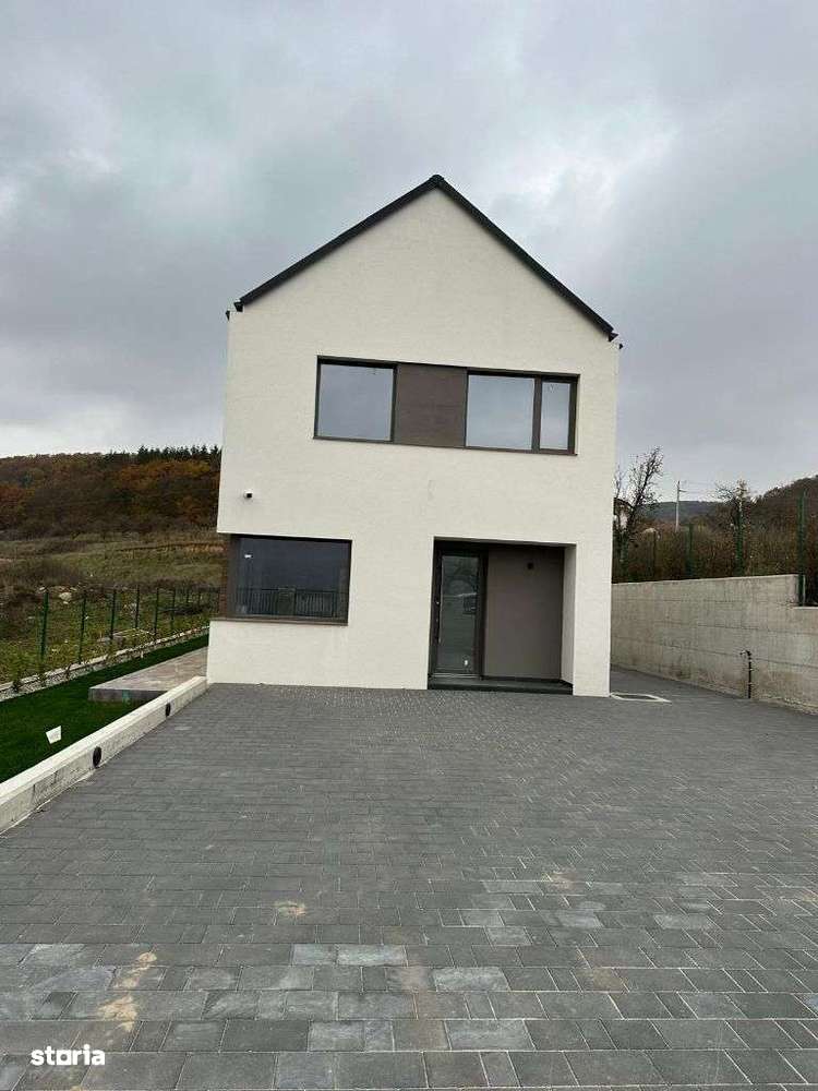 Casă individuală Baciu cu panorama - langa SunGarden Resort-5