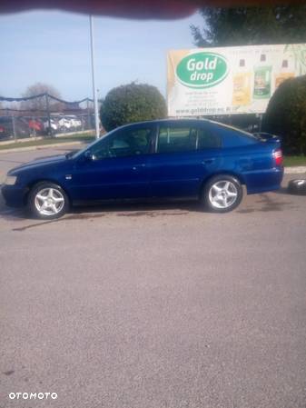 Honda Accord 1.8i S - 4