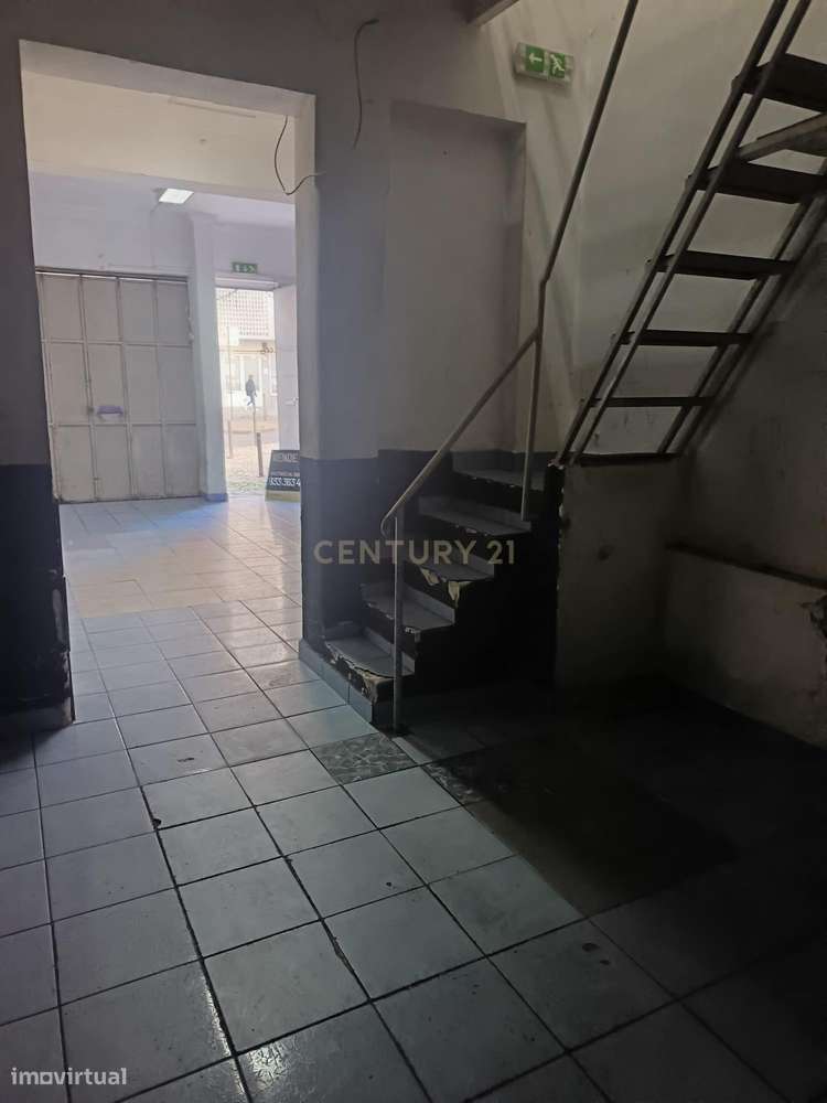 Espaço Comercial na Penha de França- Excelente Potencial de Conversão - Grande imagem: 5/19