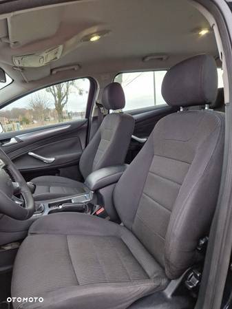 Ford Mondeo Turnier 2.0 TDCi Titanium - 15