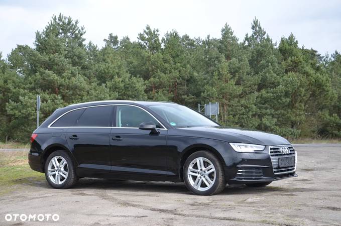 Audi A4 Avant 2.0 TDI ultra S tronic sport - 4