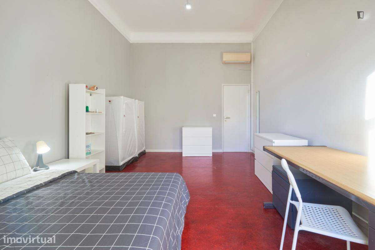 Quarto - localizado em Entrecampos Lisbon - Grande imagem: 4/10