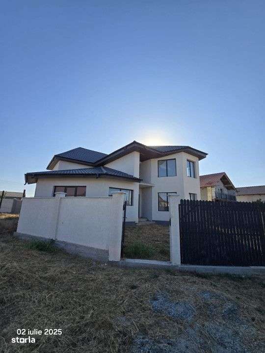 CASA AGIGEA | 5 DORMITOARE | COMISION 0| - Imagine principală: 1/19