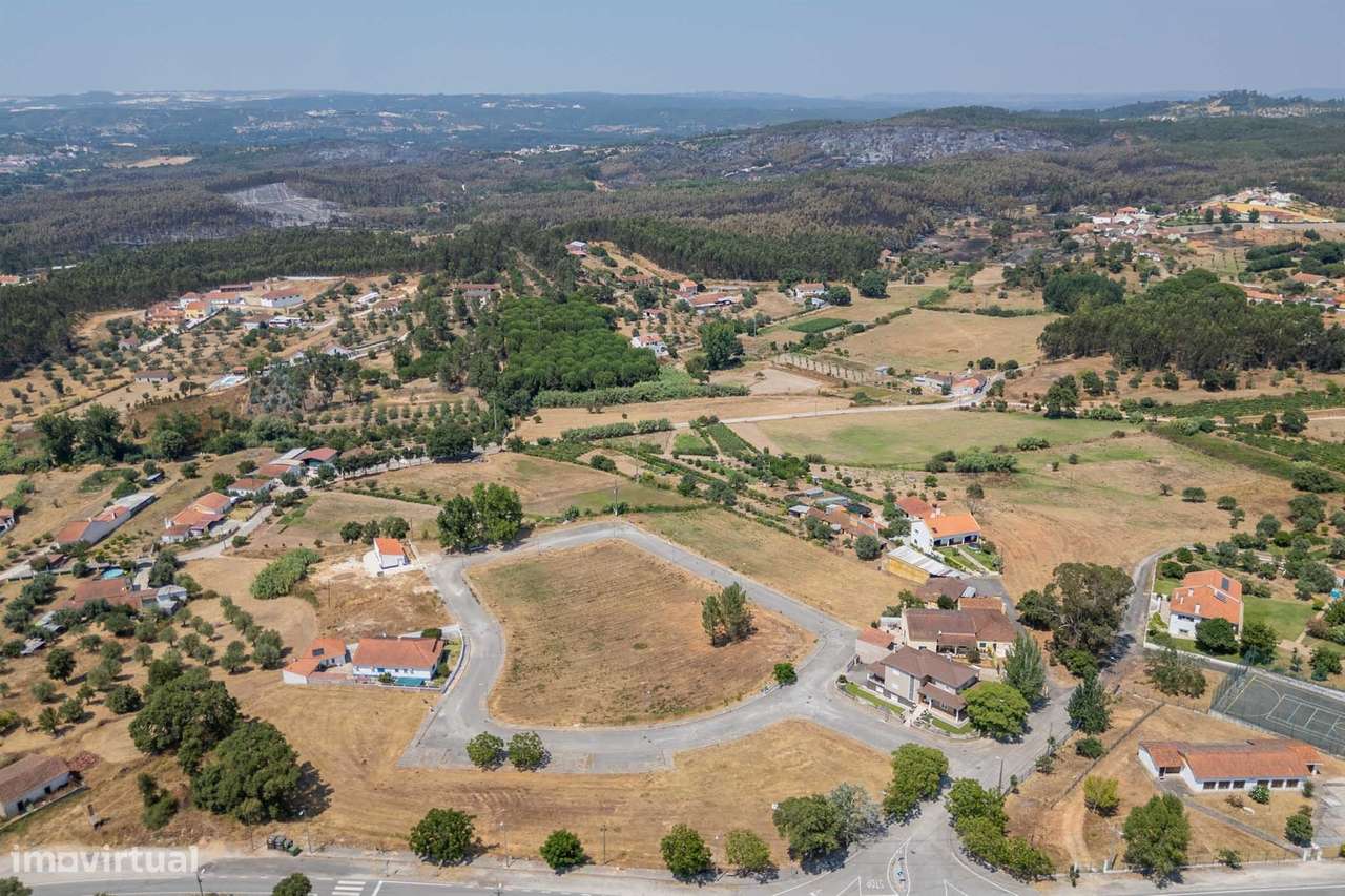 Lote de Terreno  Venda em Alcanede,Santarém - Grande imagem: 2/13