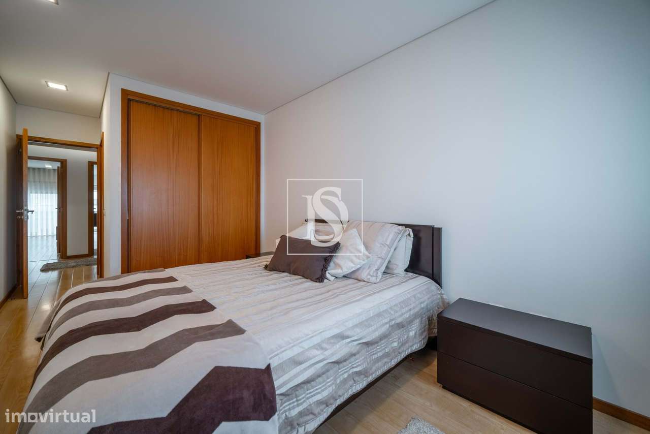 T2 no Centro de Barcelos c/ Garagem-12