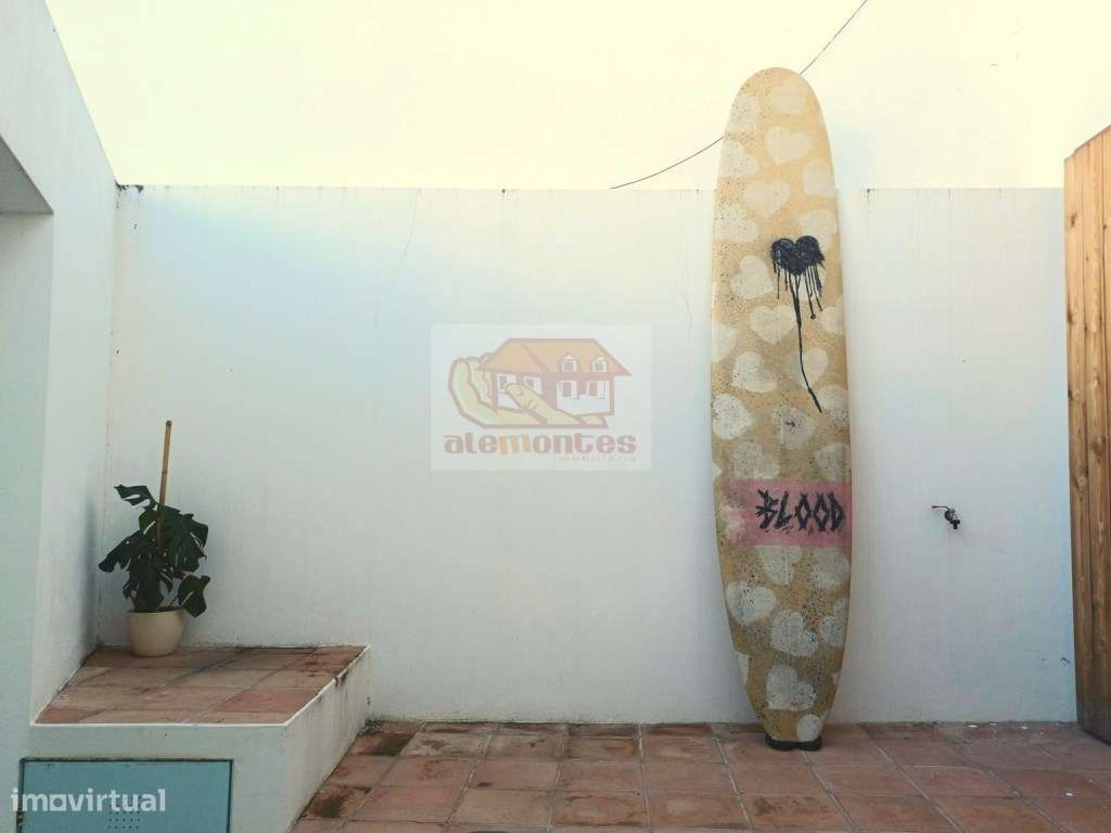 Moradia renovada - centro-15