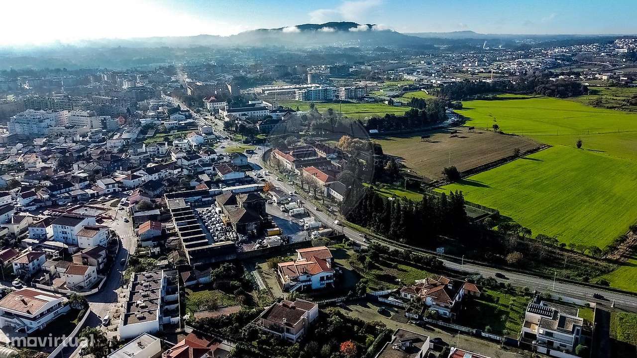 Moradia T5 para venda-5