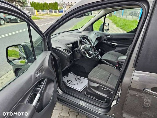 Ford Tourneo Connect - 12