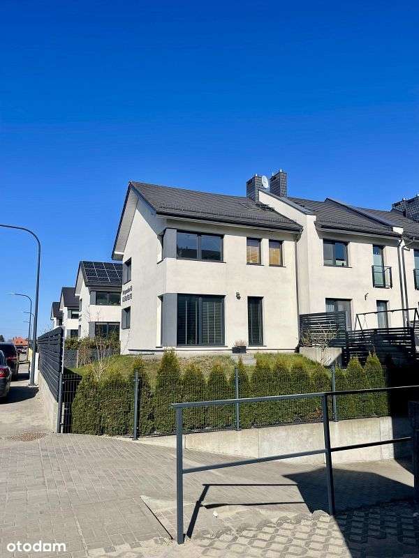 Nowoczesny, funkcjonalny dom w Rumi 134 m2 oraz