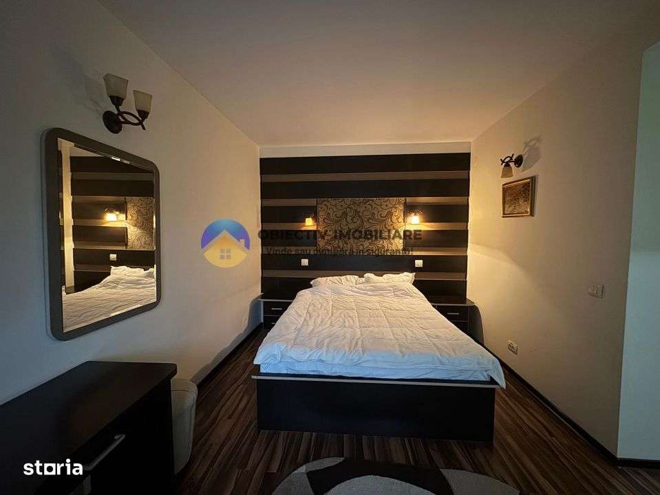 Casa cu posibilitate transformare in pensiune si teren de vanzare Piat-15