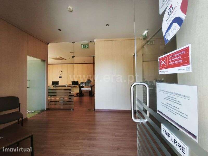 Escritório / Castelo Branco, Castelo Branco - Grande imagem: 2/16