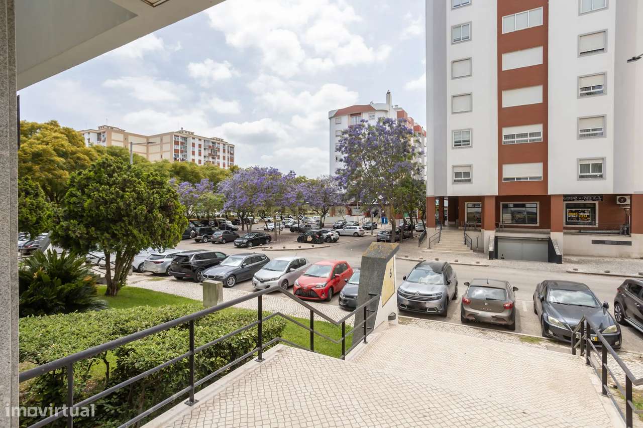 Apartamento T2 com Parqueamento | Quinta do Quadrado – Setúbal - SÓ PA - Grande imagem: 2/24