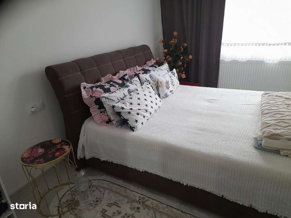 Casa renovata 2 camere de vanzare str. Campului Fagaras jud. Brasov - Imagine principală: 5/19