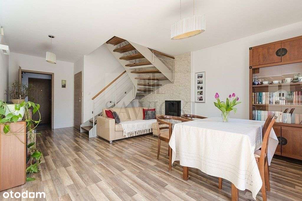 Narożny segment z bardzo ładnym ogrodem, garaż.-5