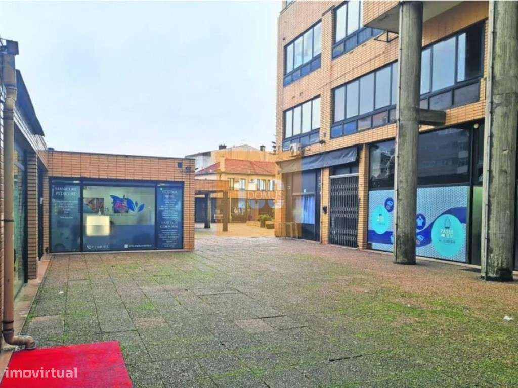 Espaço comercial na Rua da Constituição - Grande imagem: 4/15