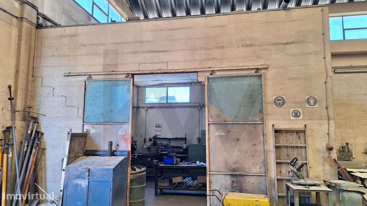 Unidade Industrial de Excelência: Armazém com Ponte Rolante + Lote de - Grande imagem: 4/20