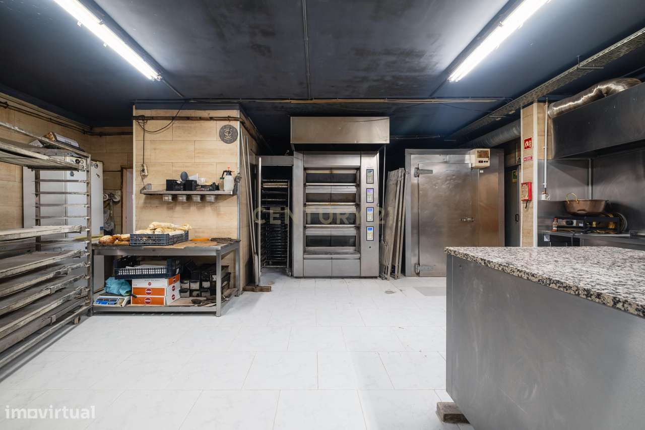 Trespasse de Padaria e Pastelaria – Forninho da Virgem | Vilar de Ando-24