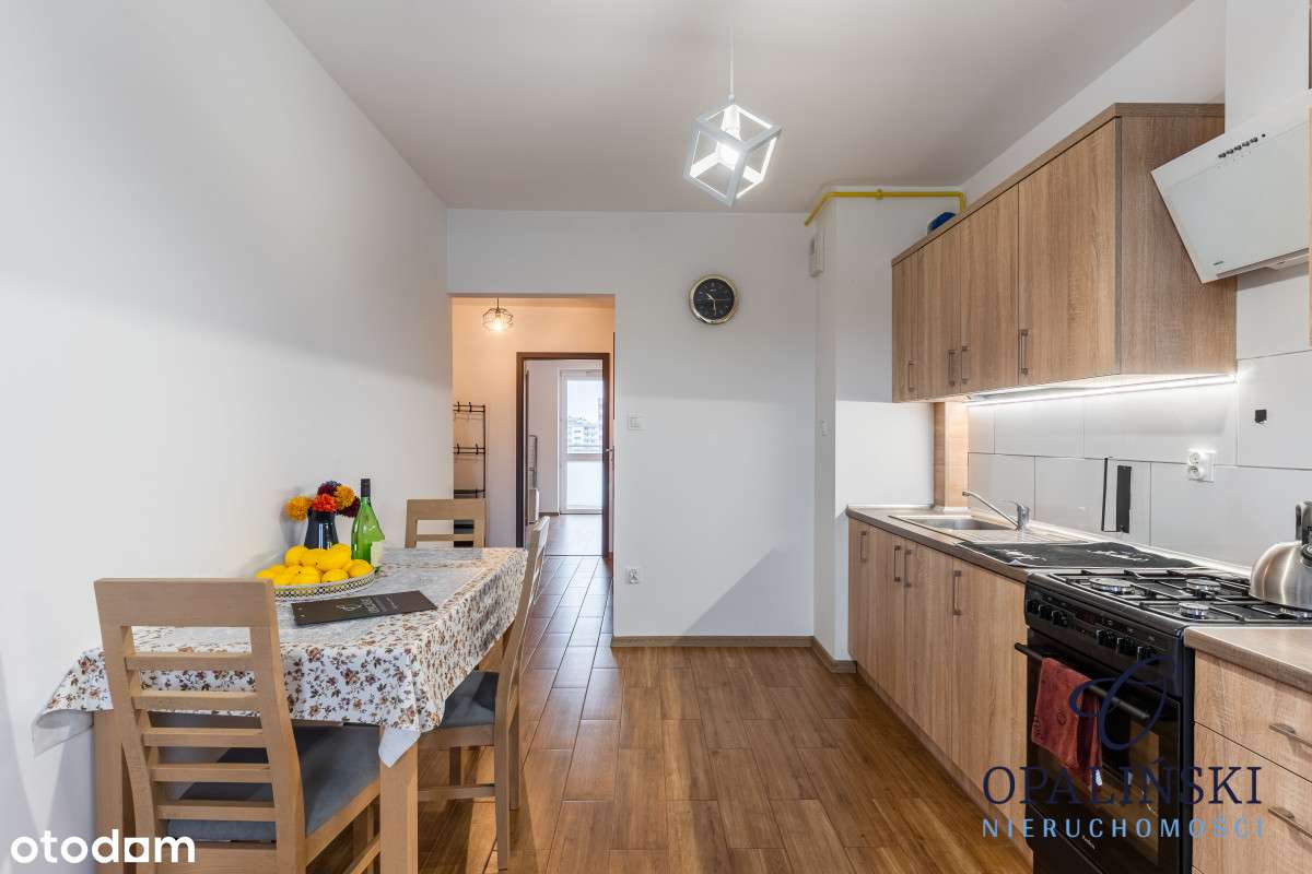 Dwustronne | 2 Balkony | M. Parkingowe | Komórka-3