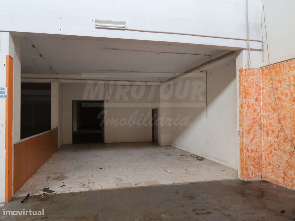 Armazém na Vila Amélia, Quinta do Anjo-14